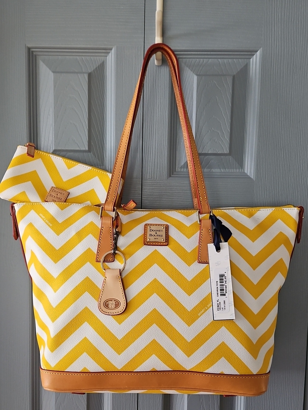 ✨️ PRICE DROP  Dooney & Bourke Lemon Yellow & White Chevron Tote with Tan Trim